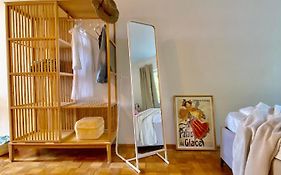 Modern Couples Coastal Getaway Mm